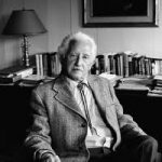 Eriksson en su despacho de Harvard